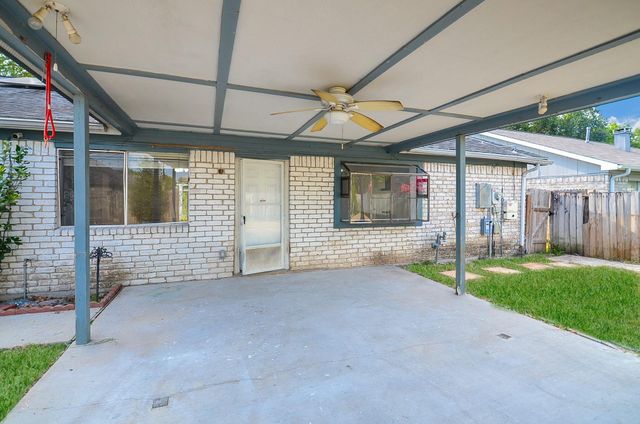 3722 Brier Gardens Drive, Houston, TX 77082