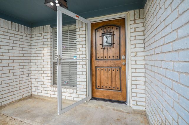 3722 Brier Gardens Drive, Houston, TX 77082