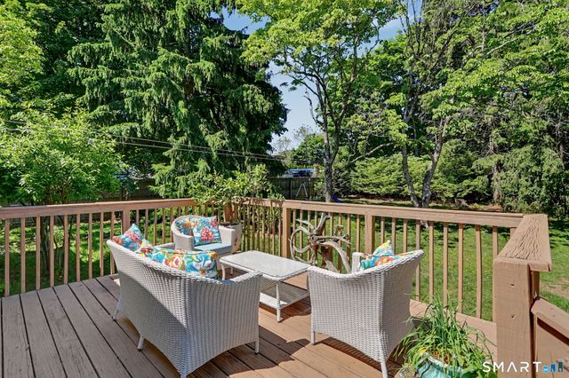 10 Koger Road, Trumbull, CT 06611