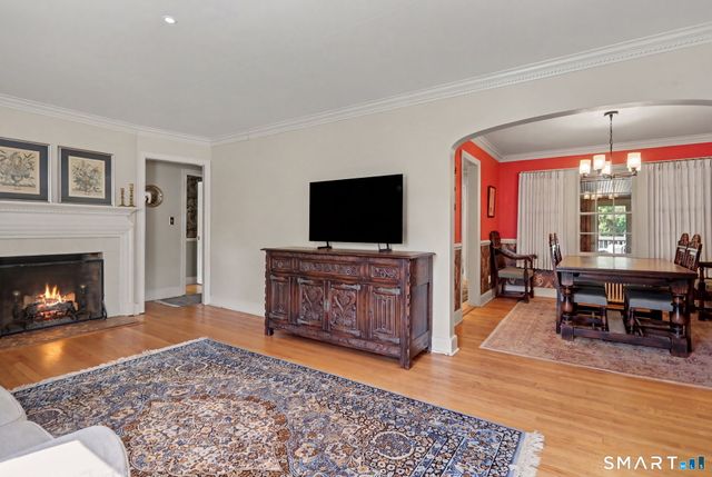 10 Koger Road, Trumbull, CT 06611