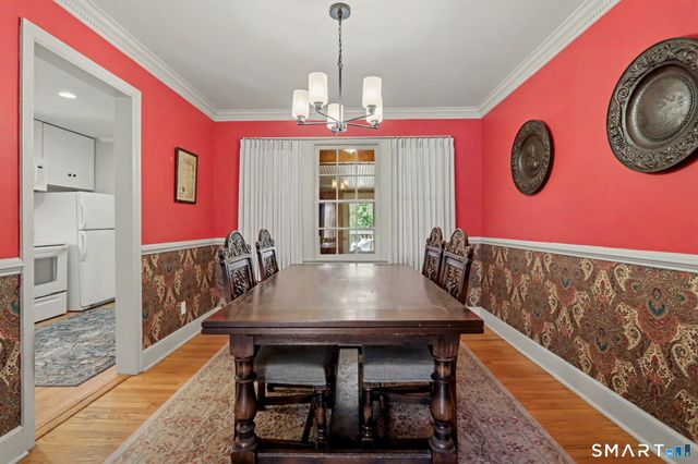 10 Koger Road, Trumbull, CT 06611