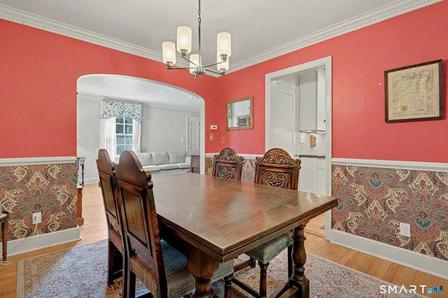 10 Koger Road, Trumbull, CT 06611