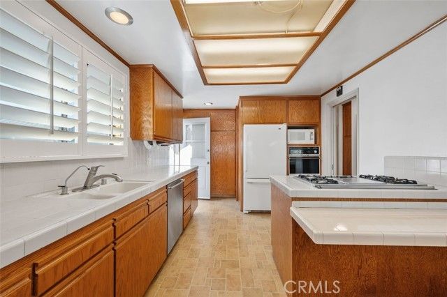 11117 Greenlawn, Culver City, CA 90230