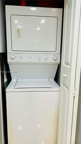 7900 Harbor Island Dr 622, North Bay Village, FL 33141