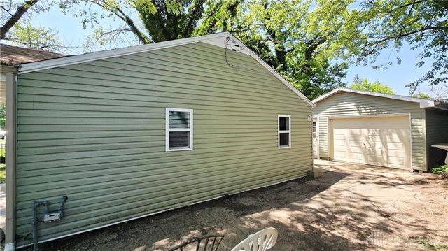 4725 W Hillcrest Avenue, Dayton, OH 45406