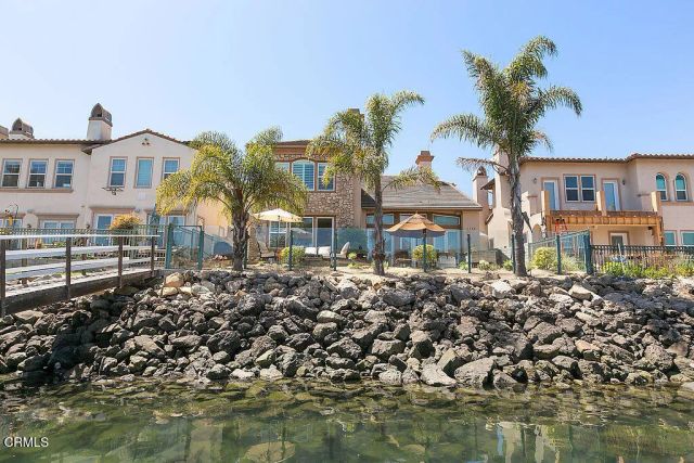 1464 Twin Tides Place, Oxnard, CA 93035