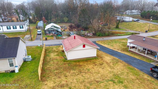 402 Pine Street, Madisonville, TN 37354