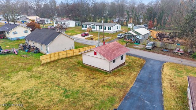 402 Pine Street, Madisonville, TN 37354