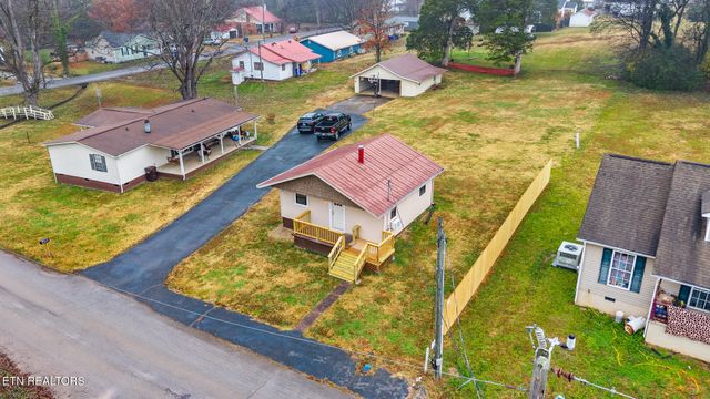 402 Pine Street, Madisonville, TN 37354