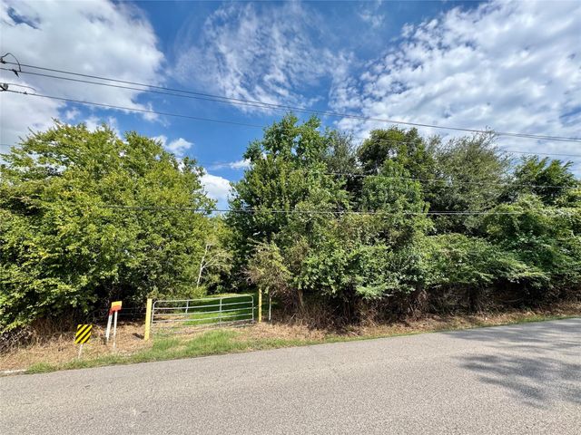 4201 Avenue J, Santa Fe, TX 77510