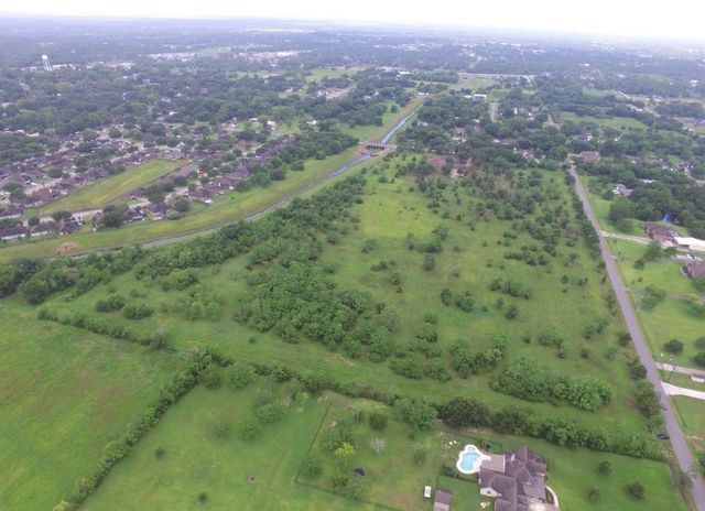 4201 Avenue J, Santa Fe, TX 77510