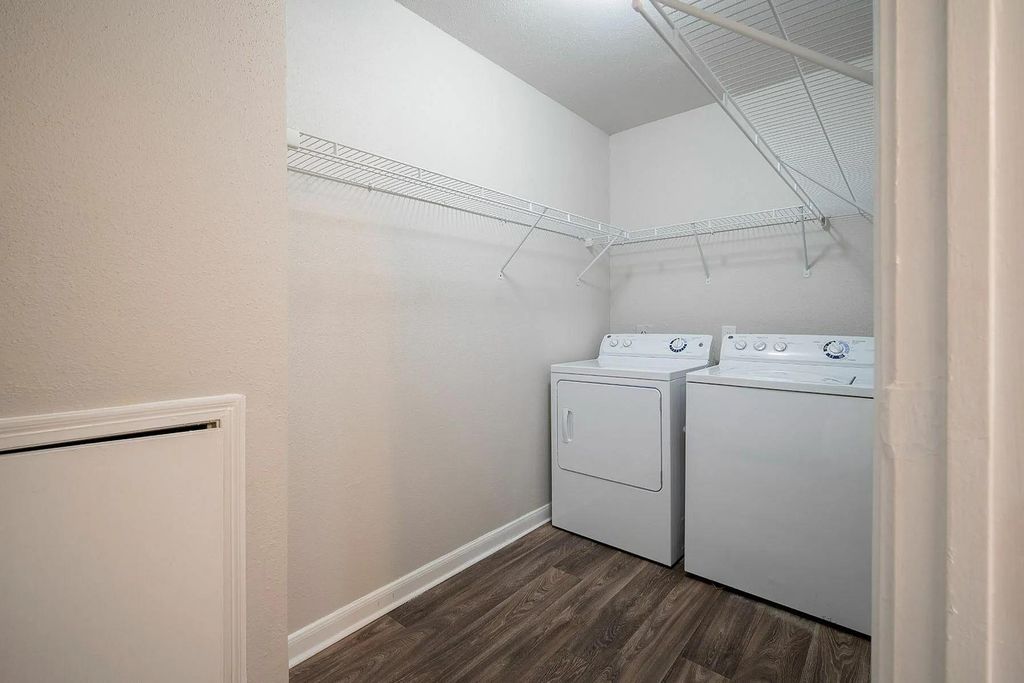 12800 Woodforest Boulevard N1306, Houston, TX 77015