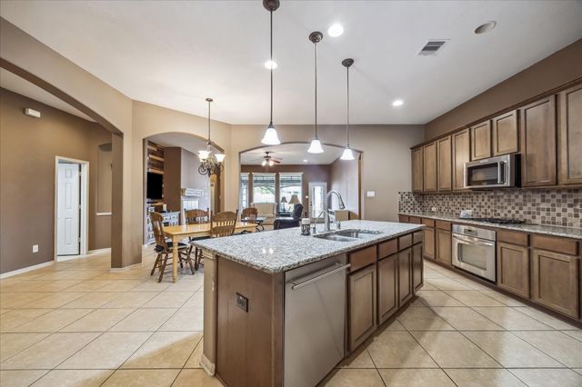 2902 Red Maple Drive, Katy, TX 77494