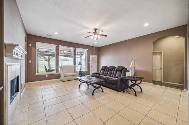 2902 Red Maple Drive, Katy, TX 77494