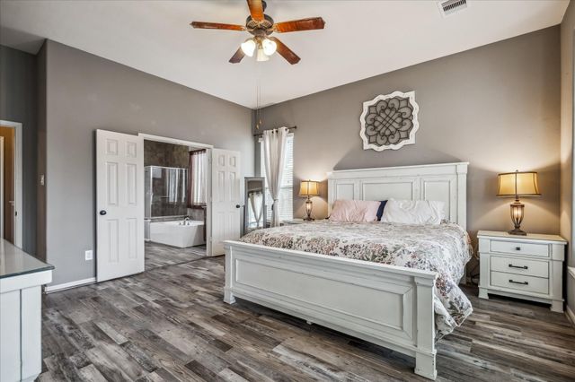 2902 Red Maple Drive, Katy, TX 77494