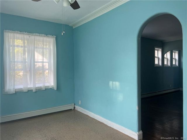 214 Goffe Terrace 2nd Fl, New Haven, CT 06511