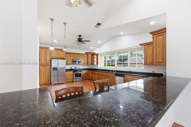 4361 NE 13th Ter, Oakland Park, FL 33334