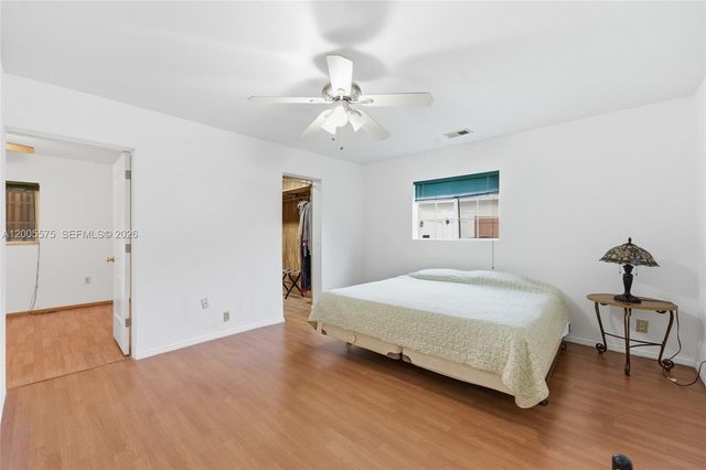 4361 NE 13th Ter, Oakland Park, FL 33334