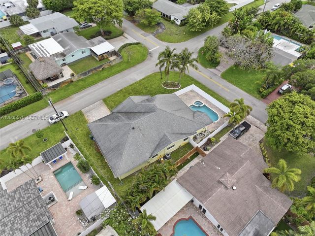 4361 NE 13th Ter, Oakland Park, FL 33334