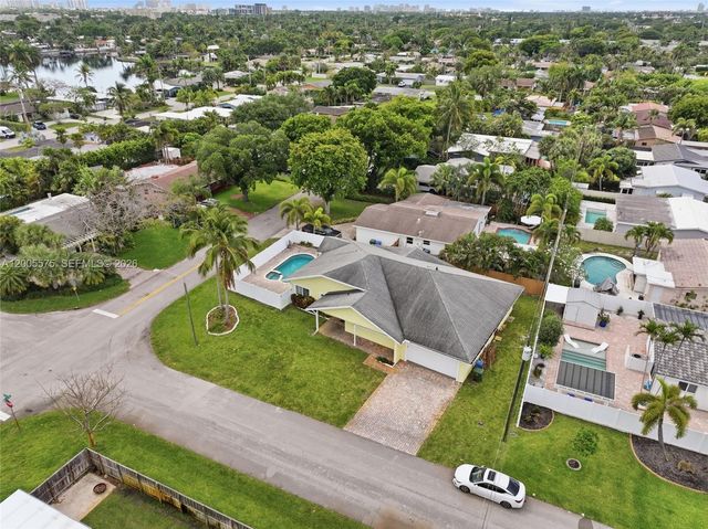 4361 NE 13th Ter, Oakland Park, FL 33334