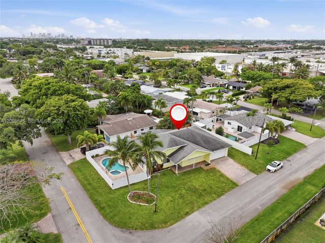 4361 NE 13th Ter, Oakland Park, FL 33334