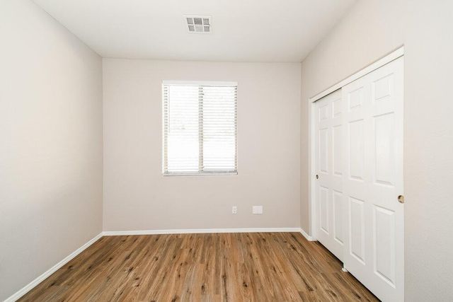 7014 E Kiva Avenue, Mesa, AZ 85209