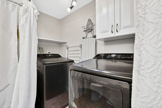 110 Ridgefield Cir C, Clinton, MA 01510