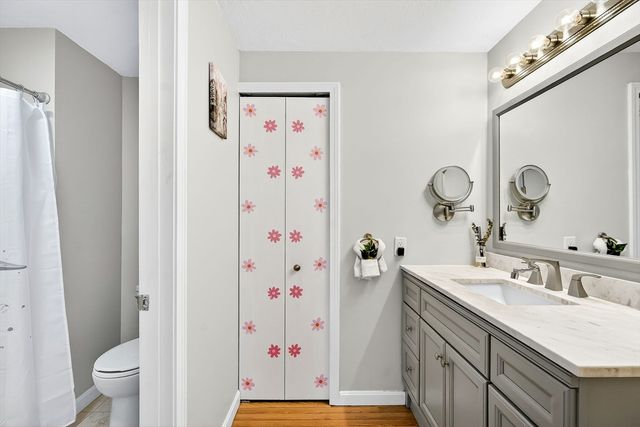 110 Ridgefield Cir C, Clinton, MA 01510