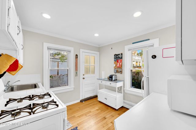 147 Webb Avenue, Ocean Grove, NJ 07756