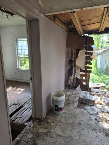 2305 Elysian Street, Houston, TX 77026