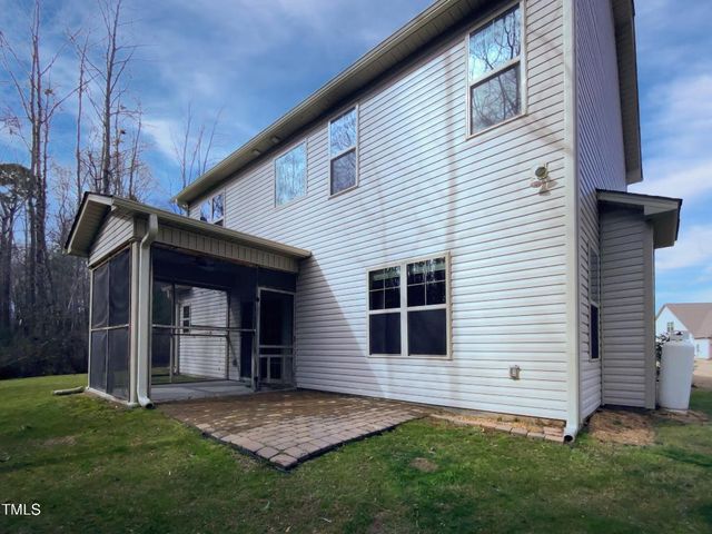 69 Azul Drive, Clayton, NC 27520