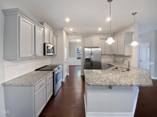 69 Azul Drive, Clayton, NC 27520