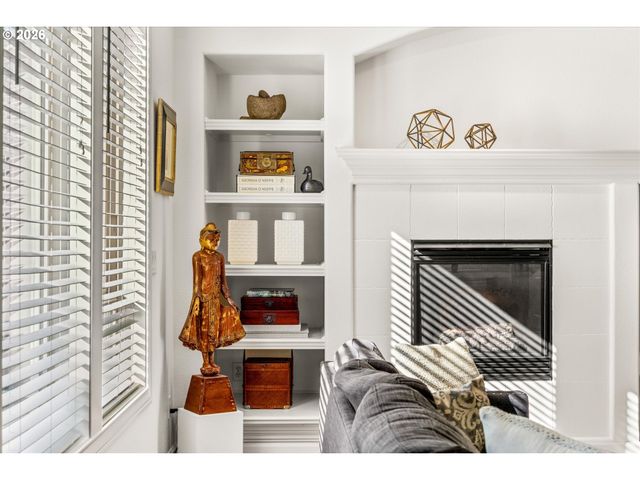 4794 COHO Ln, West Linn, OR 97068