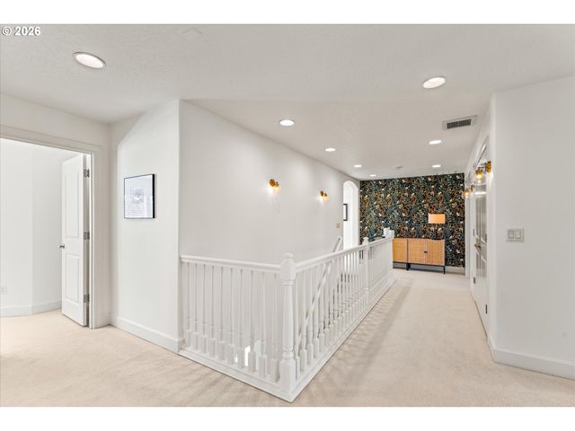 4794 COHO Ln, West Linn, OR 97068