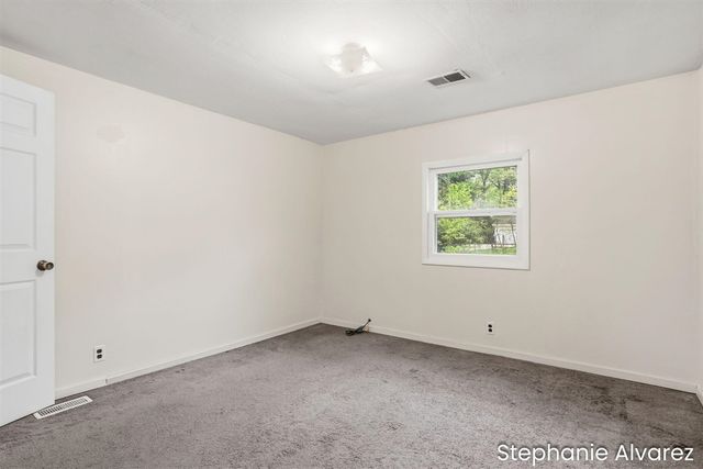 1560 E Mcmillan Road, Muskegon, MI 49445