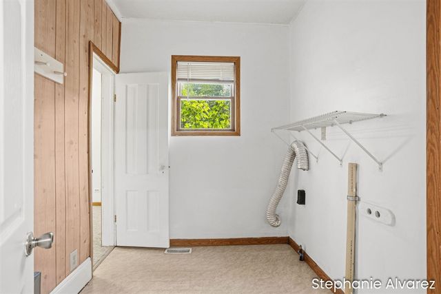 1560 E Mcmillan Road, Muskegon, MI 49445