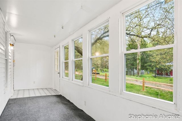 1560 E Mcmillan Road, Muskegon, MI 49445