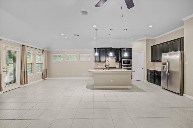 22311 Whitecourt Drive, Tomball, TX 77375