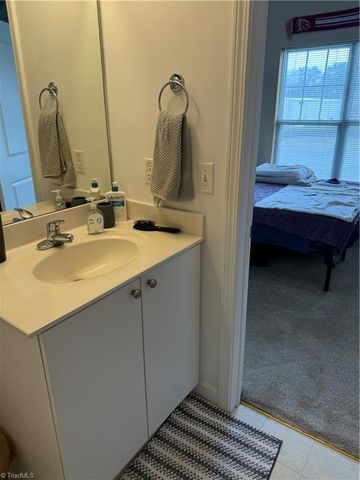 302 Campus Walk Trail 203, Elon, NC 27244
