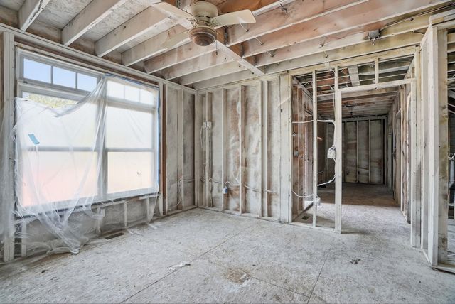 608 W 27th Ave, Spokane, WA 99203