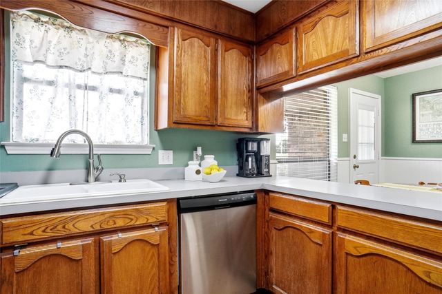 109 Sanchez Creek Court, Weatherford, TX 76088