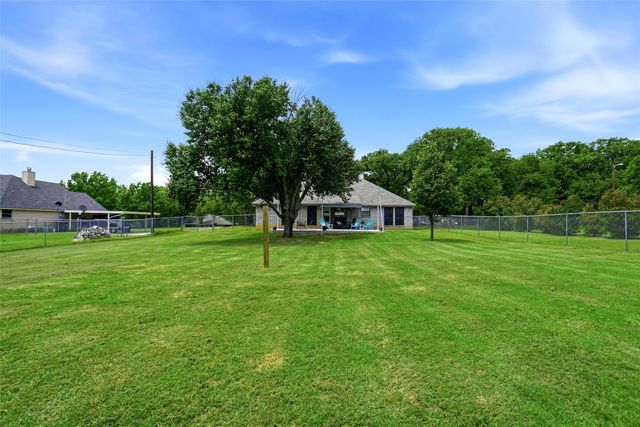 109 Sanchez Creek Court, Weatherford, TX 76088
