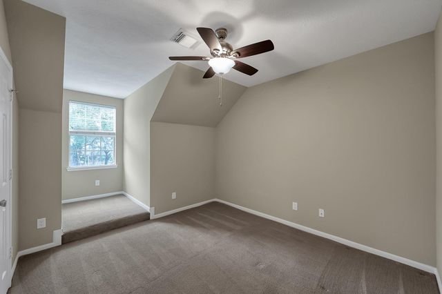 7 Cross Lake Drive, The Woodlands, TX 77382