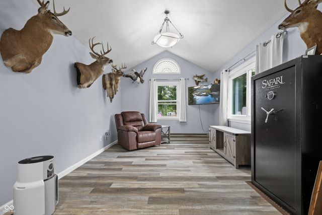 7460 Southern Lakes Drive, Indianapolis, IN 46237
