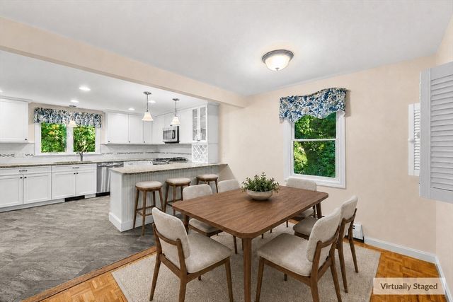 8 Risley Rd, Marblehead, MA 01945