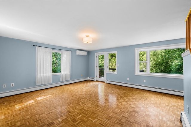 8 Risley Rd, Marblehead, MA 01945
