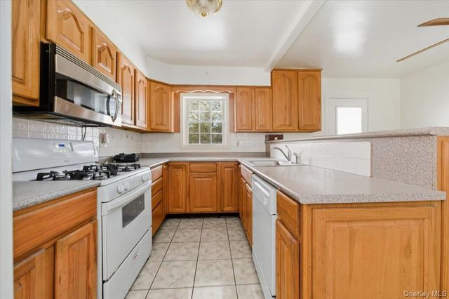 2919 Wallace Avenue, Bronx, NY 10467