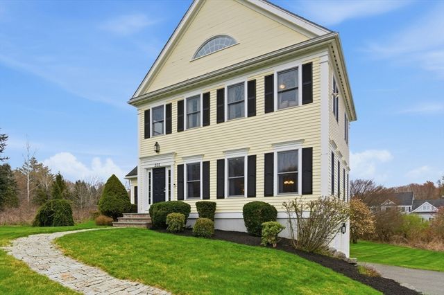 200 Maple, Stow, MA 01775
