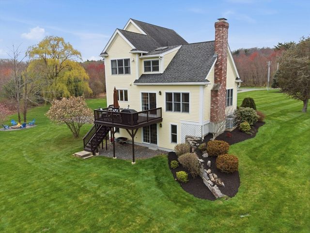 200 Maple, Stow, MA 01775