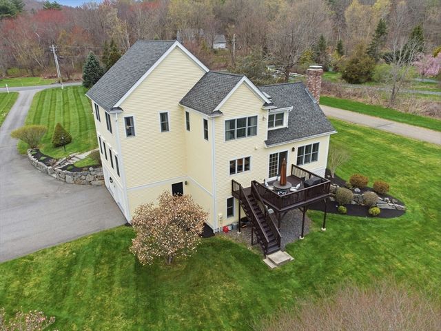 200 Maple, Stow, MA 01775